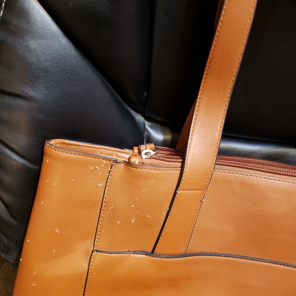 tote - Picture 4 of 7